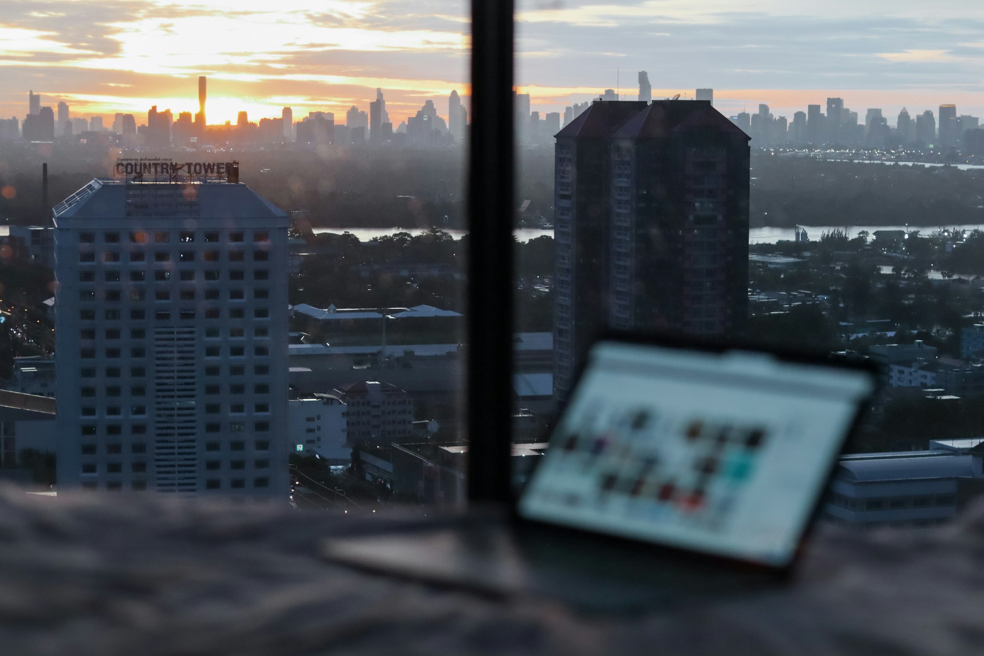 The New Era of Remote Work: Breaking Down Industry Barriers