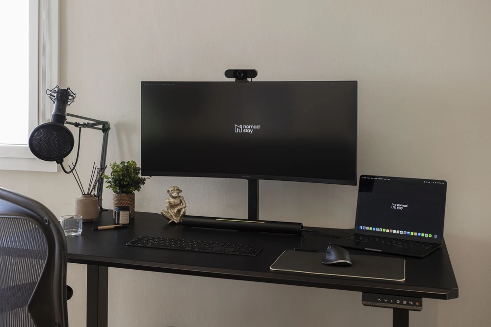 UltraWide Monitor